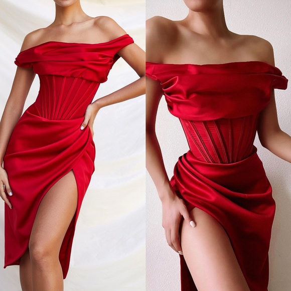 HOUSE OF CB 'Lulu' Red Asymmetric Drape Midi Corset Dress - Picture 3 of 10
